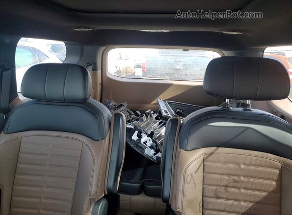 KNDADFS56R6026066 2024 KIA EV9 White Vista de los asientos traseros