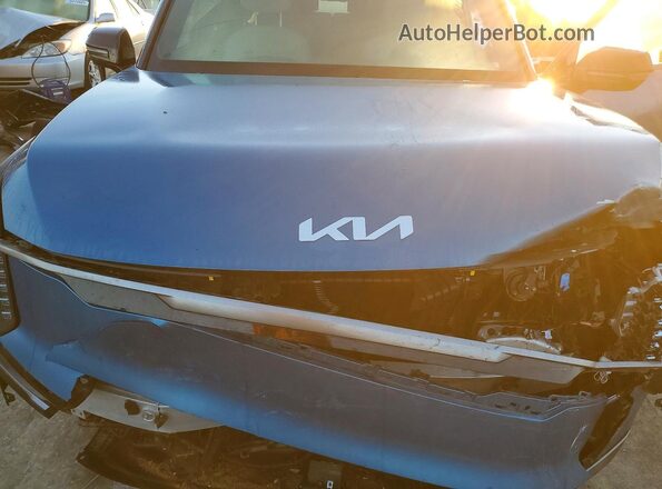 KNDAEFS57R6044587 2024 KIA EV9 Blue 