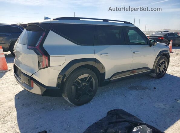 KNDAEFS58R6051547 2024 KIA EV9 Silver 