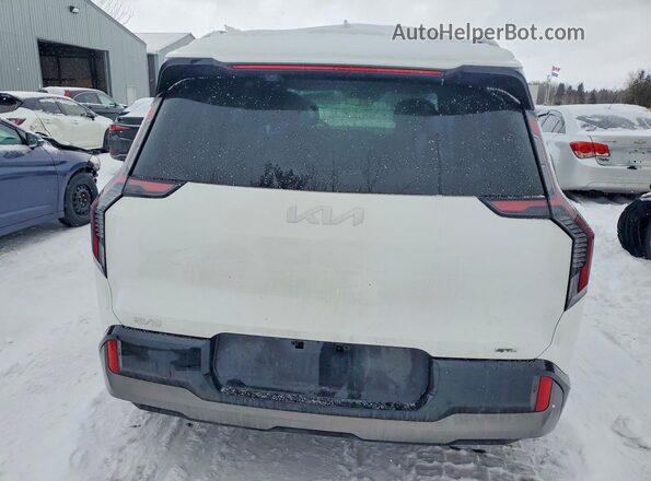 KNDAEFS5XT6069636 2026 KIA EV9 White Rear view