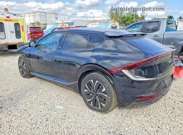 KNDC34LA1R5214754 2024 KIA EV6 Black 