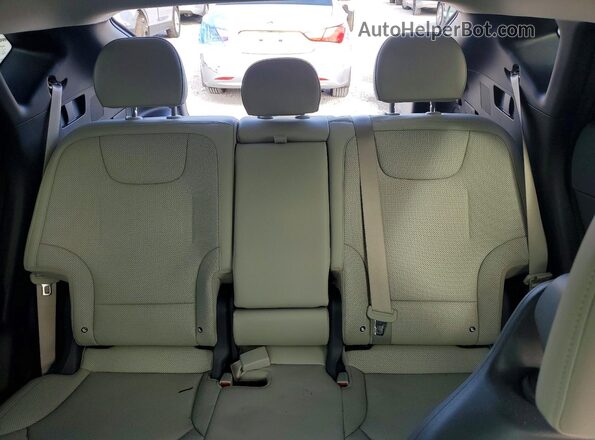 KNDC34LA2R5222541 2024 KIA EV6 Blue Rear seats view