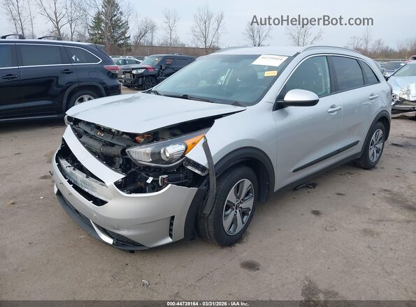 KNDCB3LC1K5240789 2019 KIA NIRO Серебряный Передняя левая четверть