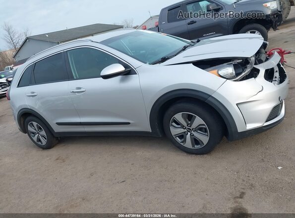 KNDCB3LC1K5240789 2019 KIA NIRO Серебряный Вид задней части салона