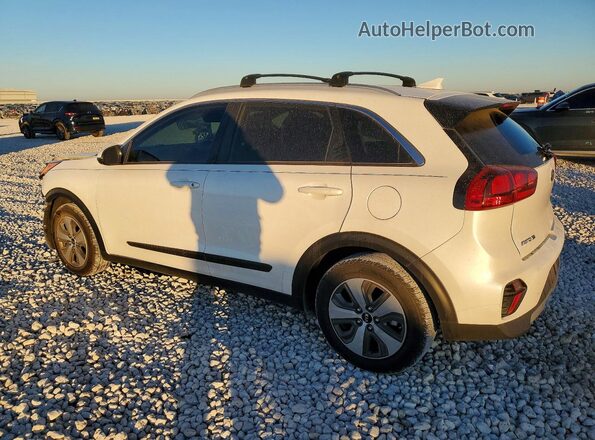 KNDCB3LC2M5480226 2021 KIA NIRO White 