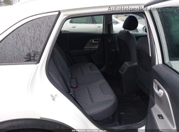 KNDCB3LC6K5350592 2019 KIA NIRO White 