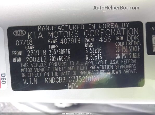 KNDCB3LC7J5210131 2018 KIA NIRO Silver Widok komory silnika