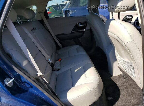 KNDCB3LC8N5509004 2022 KIA NIRO Blue Rear interior view