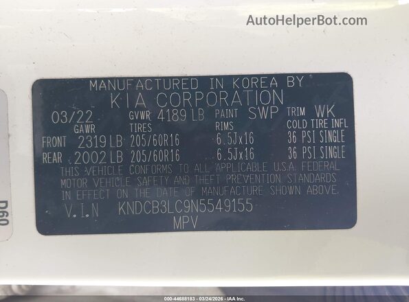KNDCB3LC9N5549155 2022 KIA NIRO White Vista del compartimento del motor