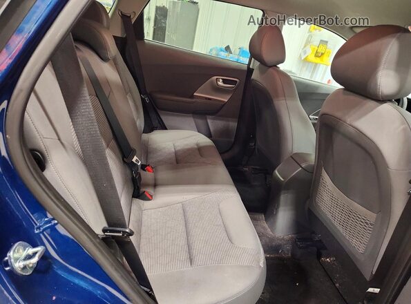 KNDCB3LCXM5471161 2021 KIA NIRO Blue Vista de los asientos traseros