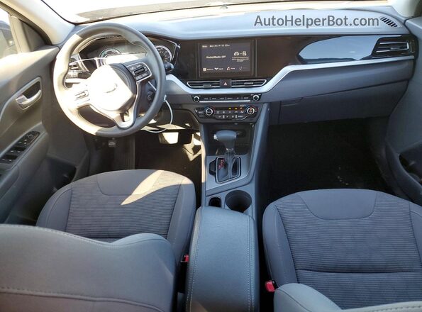 KNDCB3LCXM5477378 2021 KIA NIRO Blue 