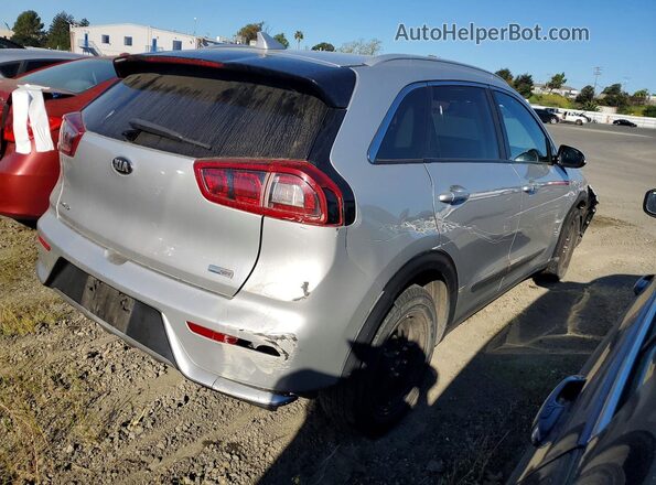 KNDCC3LC6K5220888 2019 KIA NIRO Silver 
