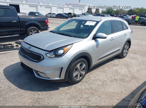KNDCC3LC8J5124369 2018 KIA NIRO Silver Front left