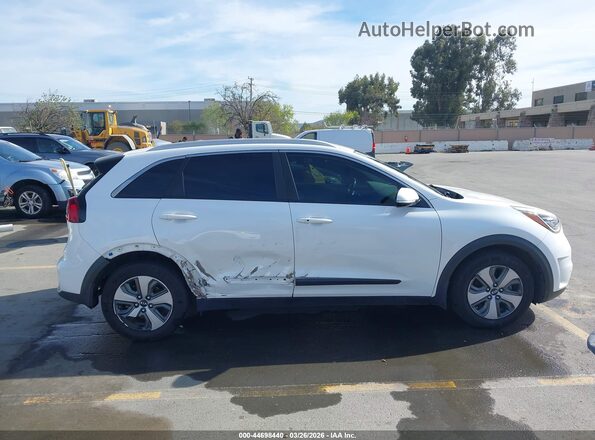 KNDCC3LD6J5211163 2018 KIA NIRO PLUG-IN HYBRID White უკანა სალონის ხედი