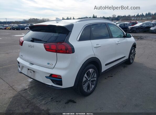 KNDCC3LG5N5144359 2022 KIA NIRO EV White უკანა მარჯვენა
