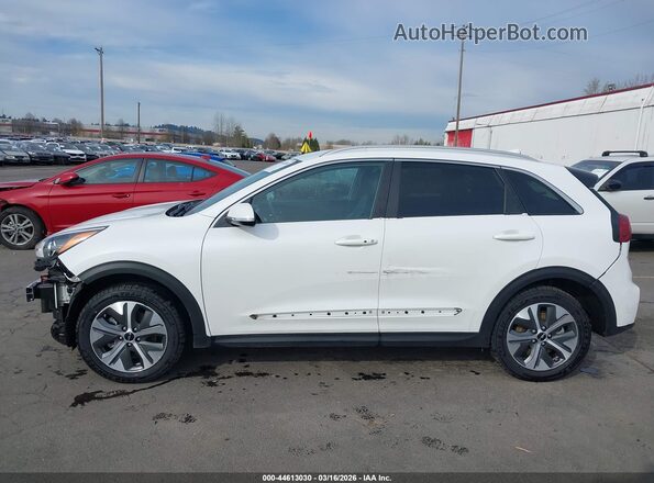 KNDCC3LG5N5144359 2022 KIA NIRO EV White 