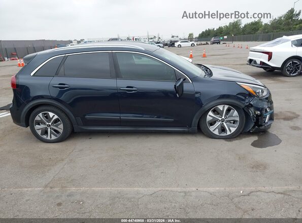 KNDCC3LG7L5065207 2020 KIA NIRO EV Dark Blue Widok wnętrza z tyłu