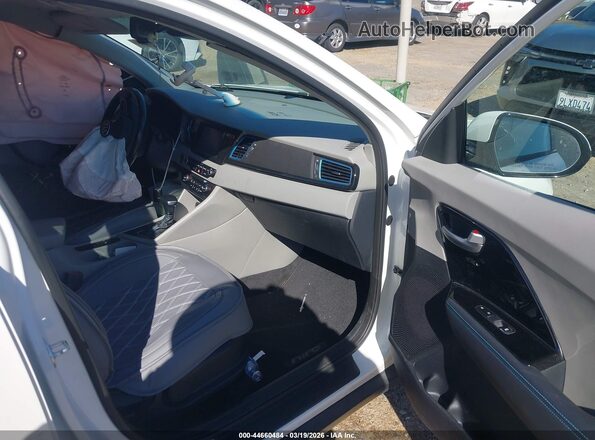 KNDCD3LD5K5290548 2019 KIA NIRO PLUG-IN HYBRID White Սալոնի դիմացի տեսք