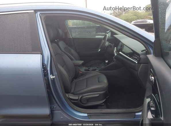 KNDCD3LDXN5547580 2022 KIA NIRO PLUG-IN HYBRID Blue Widok wnętrza z przodu