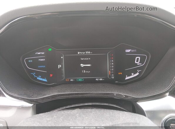 KNDCE3LC2M5484008 2021 KIA NIRO White Vista de los asientos traseros