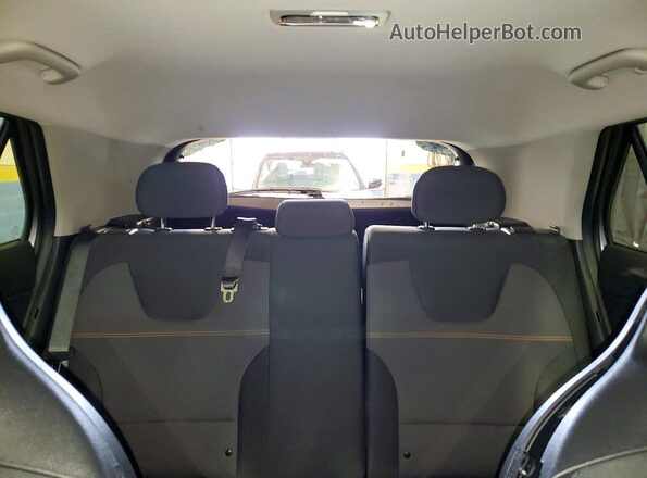 KNDCP3LE0T5324669 2026 KIA NIRO Gray Rear seats view