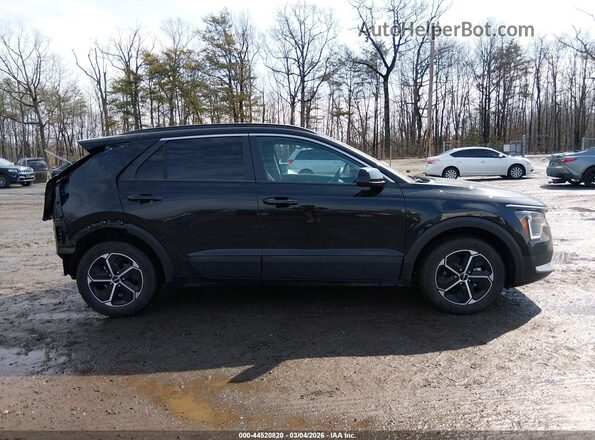 KNDCP3LE2S5263050 2025 KIA NIRO Black Սալոնի 360 աստիճան տեսք