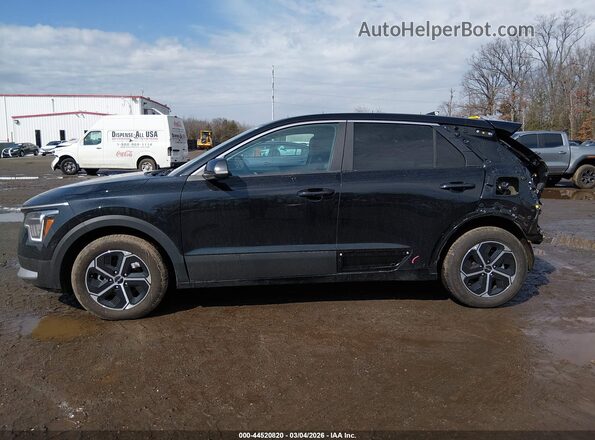 KNDCP3LE2S5263050 2025 KIA NIRO Black 