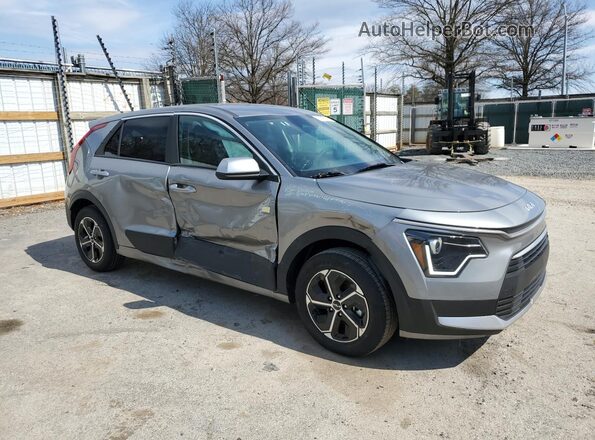 KNDCP3LE5T5326840 2026 KIA NIRO Gray Widok naklejki z numerem VIN