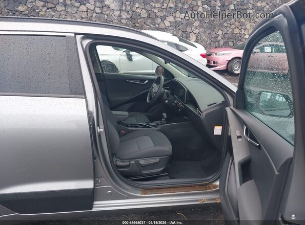 KNDCP3LE8R5169250 2024 KIA NIRO Gray Front interior view