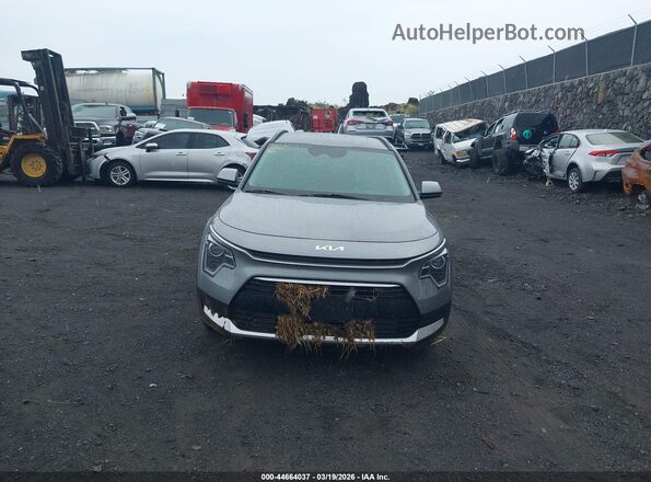 KNDCP3LE8R5169250 2024 KIA NIRO Gray Front view