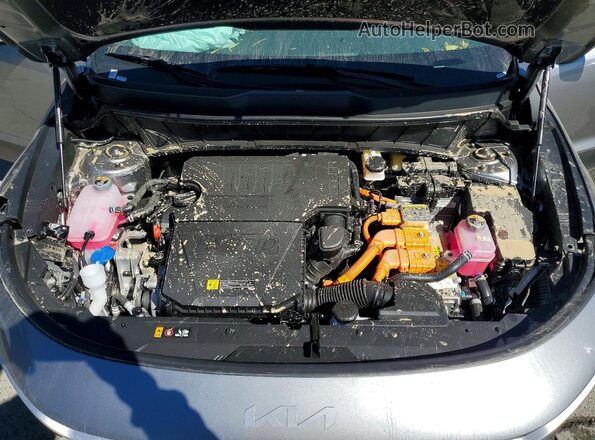 KNDCP3LE8T5344491 2026 KIA NIRO Gray Вид підкапотного простору