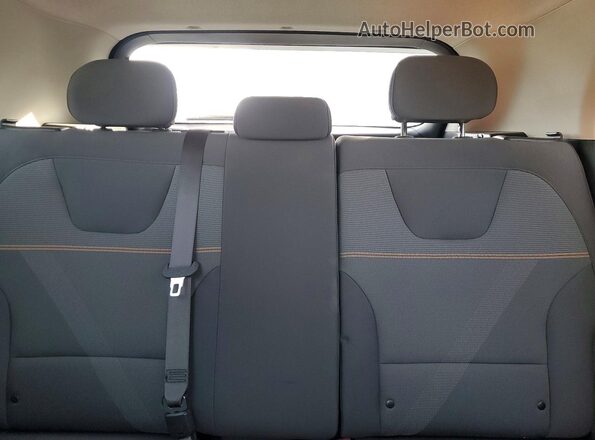 KNDCP3LE9T5319454 2026 KIA NIRO Black Вид задніх сидінь