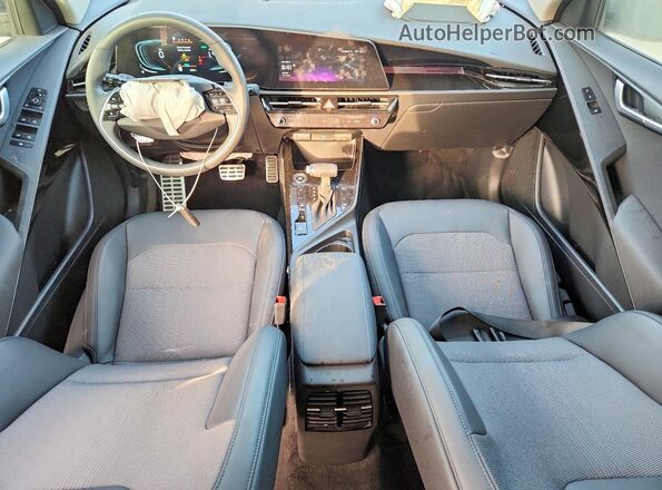 KNDCR3LE8S5225347 2025 KIA NIRO Gray Widok deski rozdzielczej