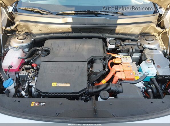 KNDCS3LF9S5238203 2025 KIA NIRO PLUG-IN HYBRID Silver უკანა ხედი