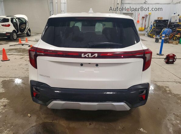 KNDEP2AA8T7881465 2026 KIA SELTOS White Հետևի տեսք