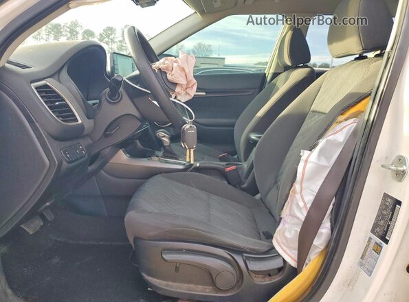 KNDEPCAA2P7408446 2023 KIA SELTOS White 