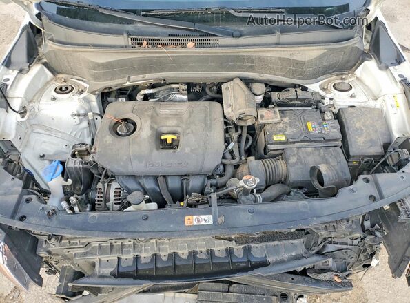 KNDEPCAA2P7408446 2023 KIA SELTOS White 