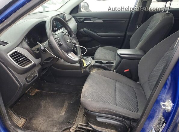 KNDEPCAA4M7140348 2021 KIA SELTOS Blue წინა სალონის ხედი