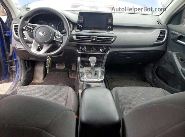 KNDEPCAA4M7140348 2021 KIA SELTOS Blue წინა პანელის ხედი