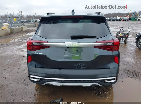KNDERCAA3P7467953 2023 KIA SELTOS Gray 