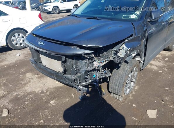 KNDERCAA6M7151278 2021 KIA SELTOS Gray Widok z przodu