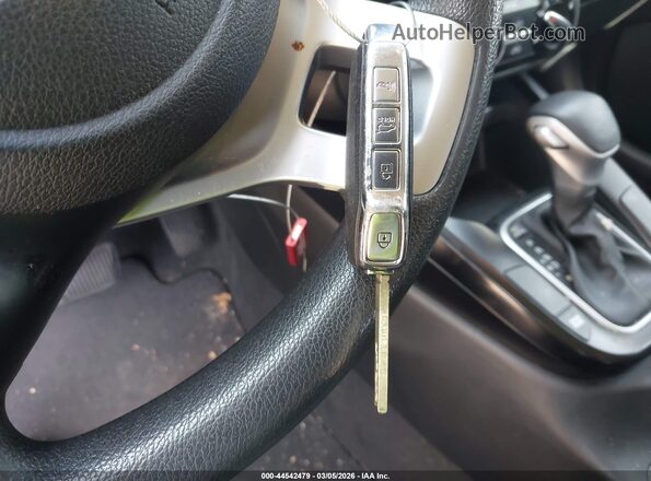 KNDJ23AU0M7767832 2021 KIA SOUL Gray წინა პანელის ხედი