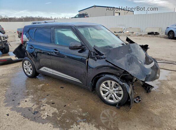 KNDJ23AU5M7754252 2021 KIA SOUL Black Przód prawy