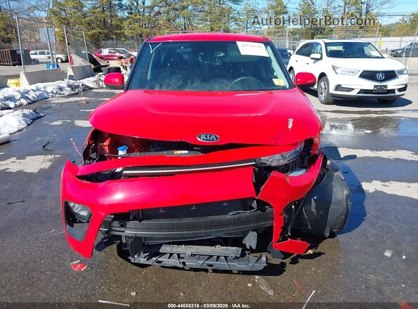 KNDJ23AUXM7140118 2021 KIA SOUL Red Вид задньої частини салону