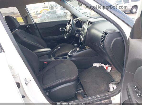 KNDJN2A20H7452017 2017 KIA SOUL Белый 
