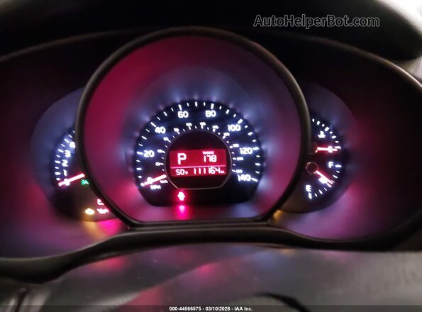 KNDJN2A29K7663868 2019 KIA SOUL White Widok tylnych siedzeń