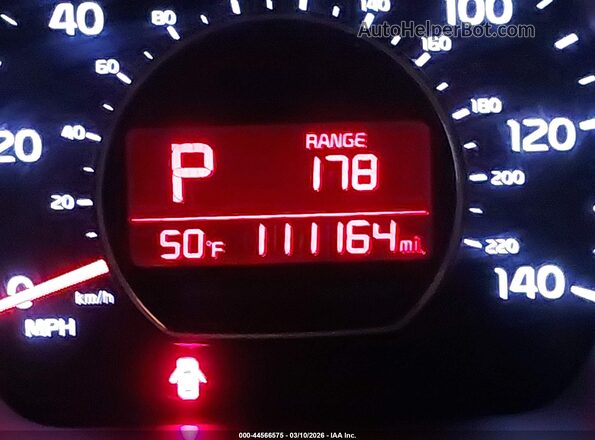 KNDJN2A29K7663868 2019 KIA SOUL White 