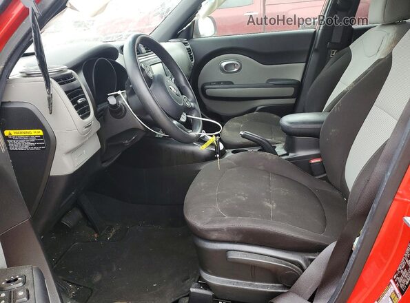 KNDJN2A2XK7019747 2019 KIA SOUL Red Front interior view