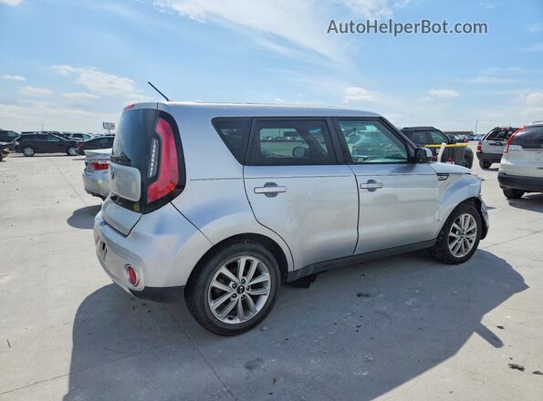 KNDJP3A52H7418865 2017 KIA SOUL Silver 