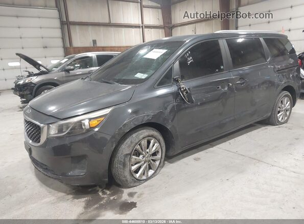 KNDMB5C13G6090524 2016 KIA SEDONA Gray Front left